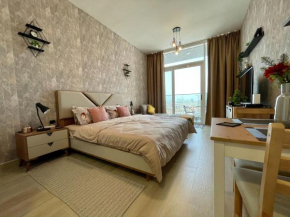 Spacious & Cute Studio with Balcony